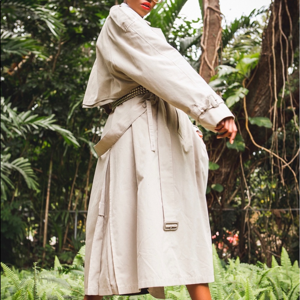 Vintage London Fog Trenchcoat / Studded Belt